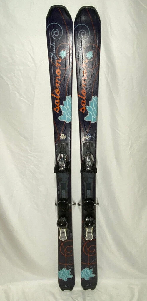 Salomon on sale jade skis