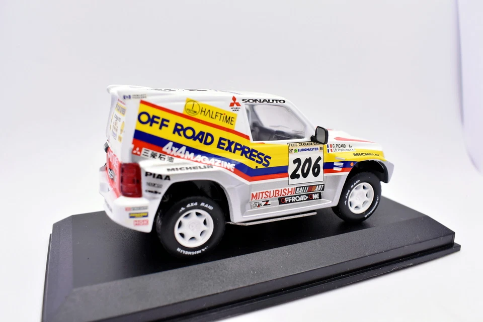 Modellino auto rally scala 1:43 Mitsubishi 4X4 IXO diecast modellismo statico - Immagine 4 di 4
