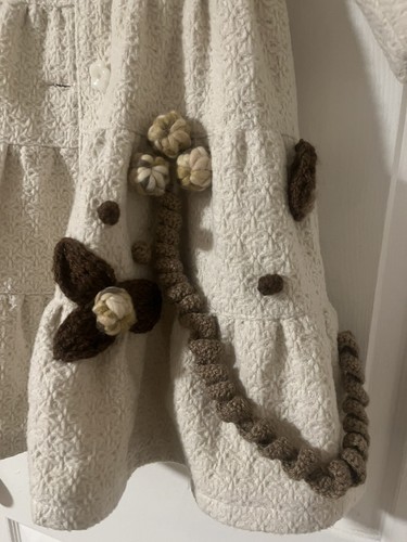 Girls size 5 Off White Super Cute coat - Picture 2 of 9