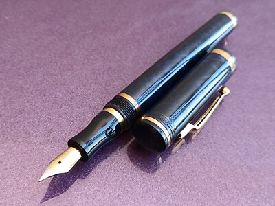 Fountain Pen, Vintage Fountain Pen, Gold Filled Nib, Ink Pen, Old Fountain Pen