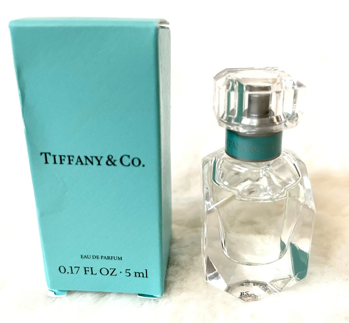 Preços baixos em Tiffany & Co. Tiffany & Co. fragrâncias femininas