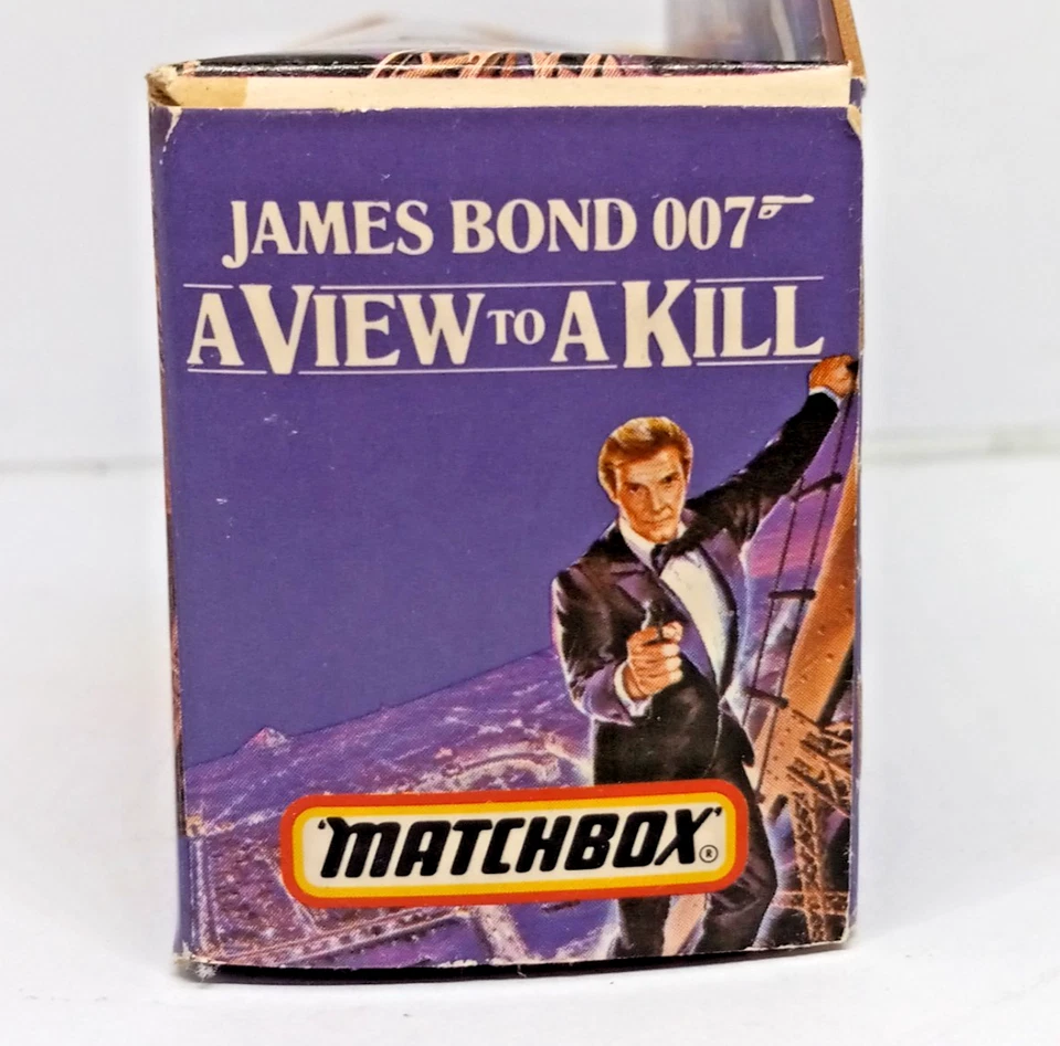 Coche diecast vintage 1985 Matchbox James Bond Roll's Royce Silver Cloud II en caja Foto 2 de 4