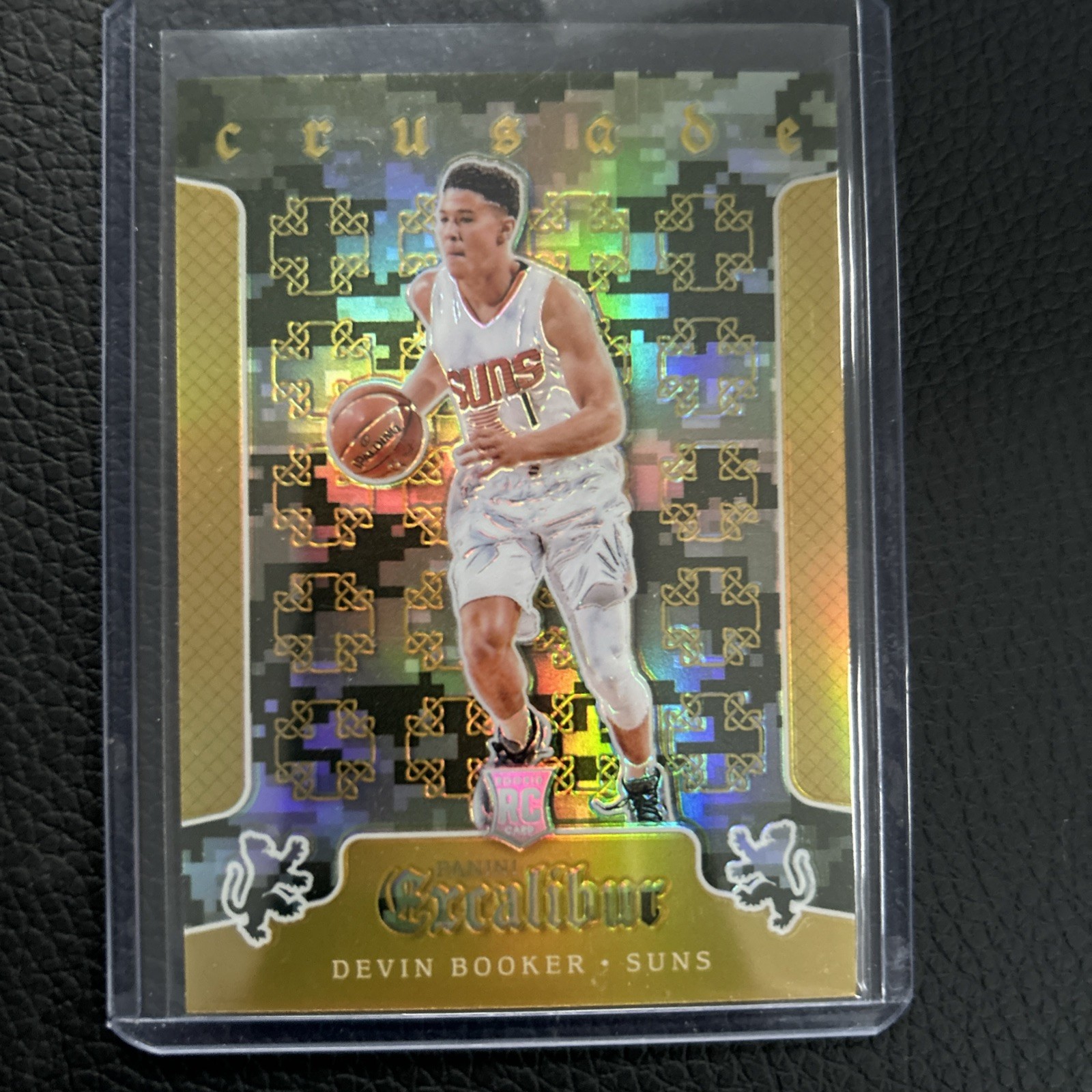 2015-16 Panini Excalibur - Crusade Devin Booker #11 Camo (RC)