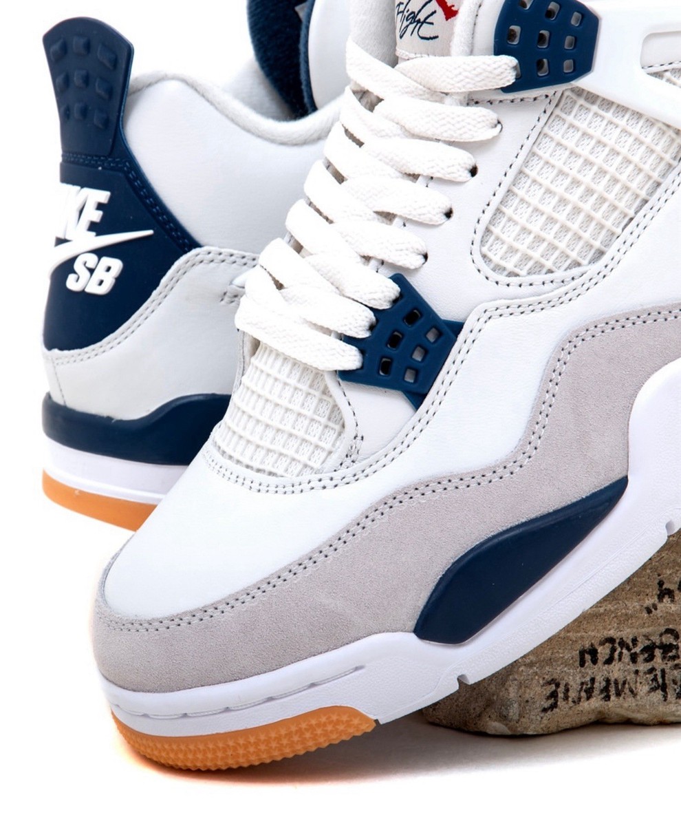 Nike SB x Air Jordan Retro 4 SP Navy Blue Gum White (2025) - Size