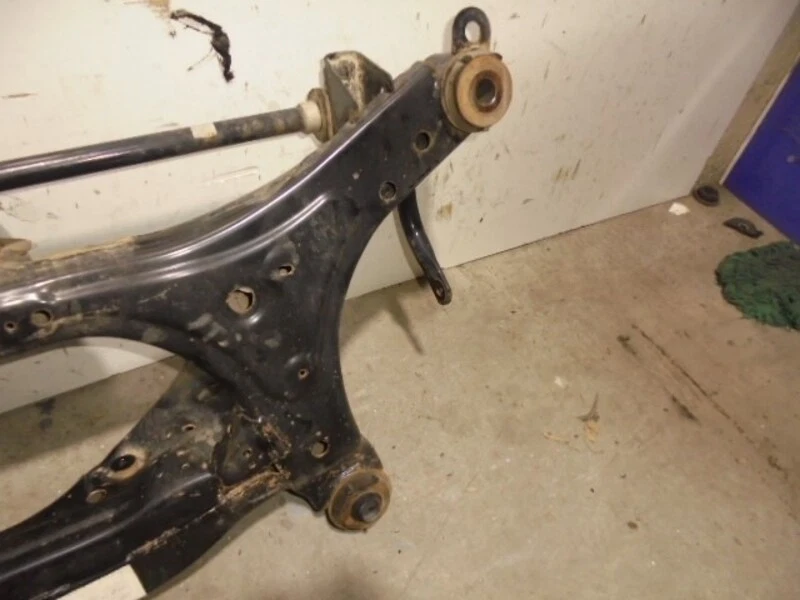 554001KD0A train arriere pour NISSAN JUKE (F15) 1.6 16V 2010 3803903 - Photo 2/4