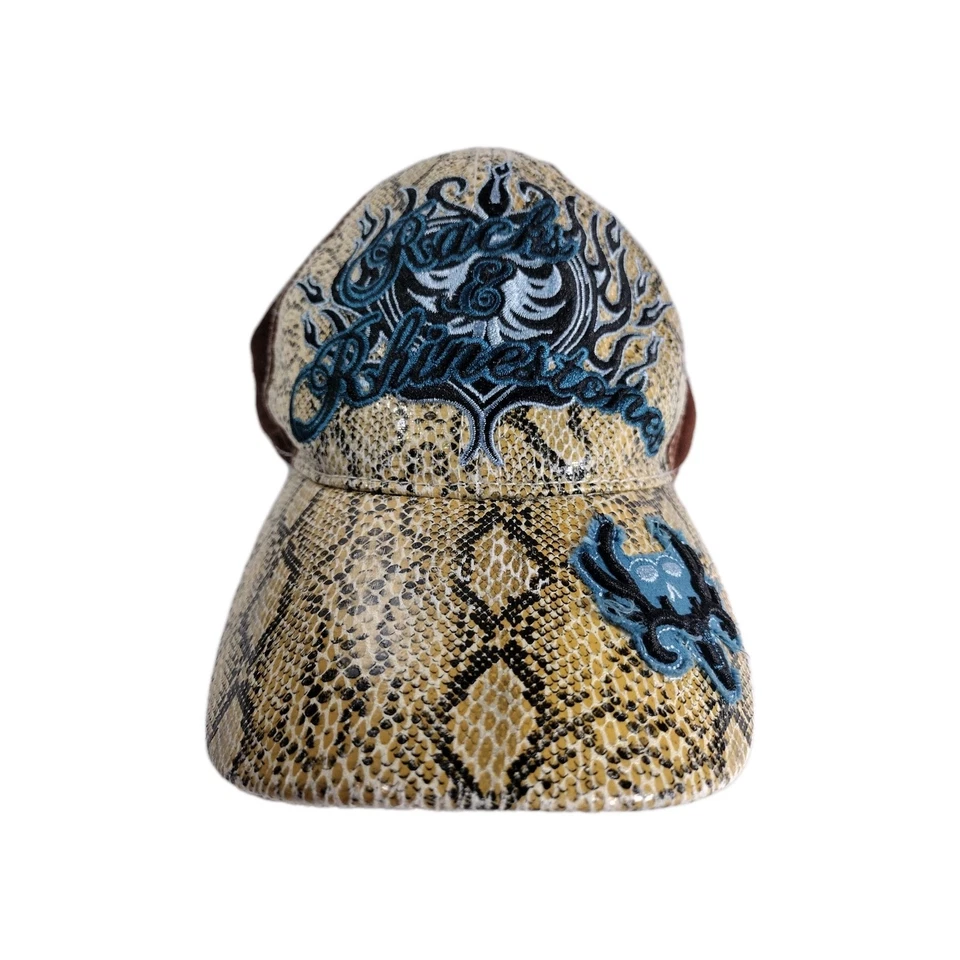 Gorra Paramount Outdoors Truckers piel de serpiente como unisex bastidores y pedrería  Foto 3 de 4