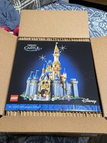 LEGO  43222 Disney Castle (4837 pcs) Disney 100 New Sealed in Box Retired!