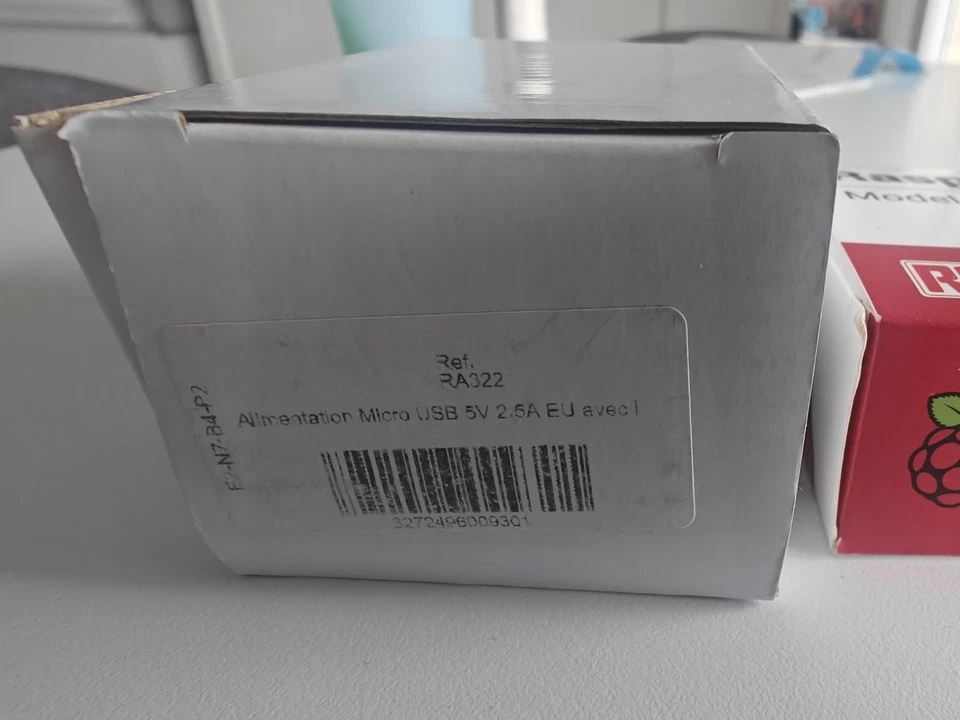 Raspberry PI Model B 3 - 1Go RAM - Alim Officielle Avec Interrupteur - Boitier - Photo 3/3