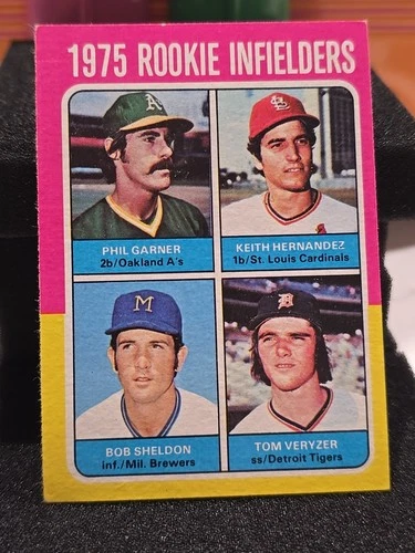 1975 Topps - 1975 Rookie Infielders Keith Hernandez, Phil Garner, Tom Veryzer...