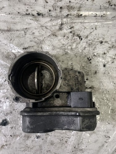 Volkswagen PASSAT B6 2006 Diesel 103kW Drosselklappenventil 03G128063 DRA3235