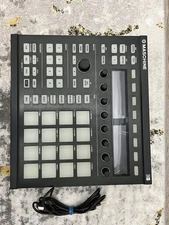 Native Instruments Maschine MKII MIDI Controller, Good Condition