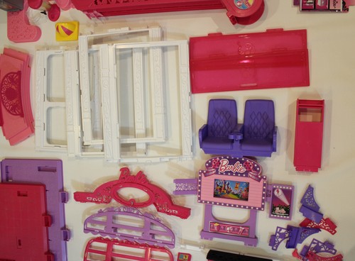 Barbie (2014) Malibu Ave centro commerciale | salone teatro boutique | Mattel #BDF52 - Foto 12 di 15
