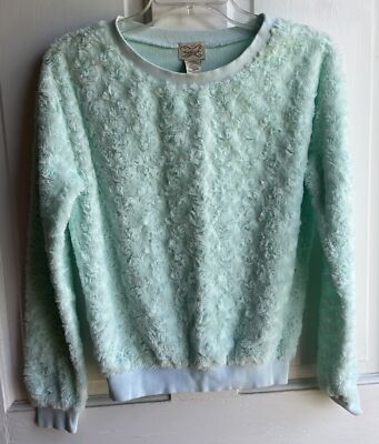 Super Soft EYELASH COUTURE Fuzzy Sweater Size XS MINT GREEN Soft Swirls Design