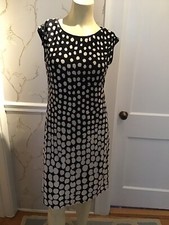 Eliza J Black/ White Sleeveless Knee Length Dress Size- 10P