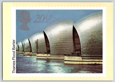 Postcard Continental - Thames Flood Barrier - Stamp Card