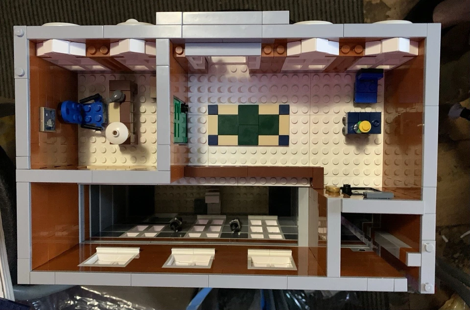 LEGO 10224 Creator Expert AYUNTAMIENTO Casa Modular *RETIRADO* RARO* (sin Caja) Comp Foto 3 de 4