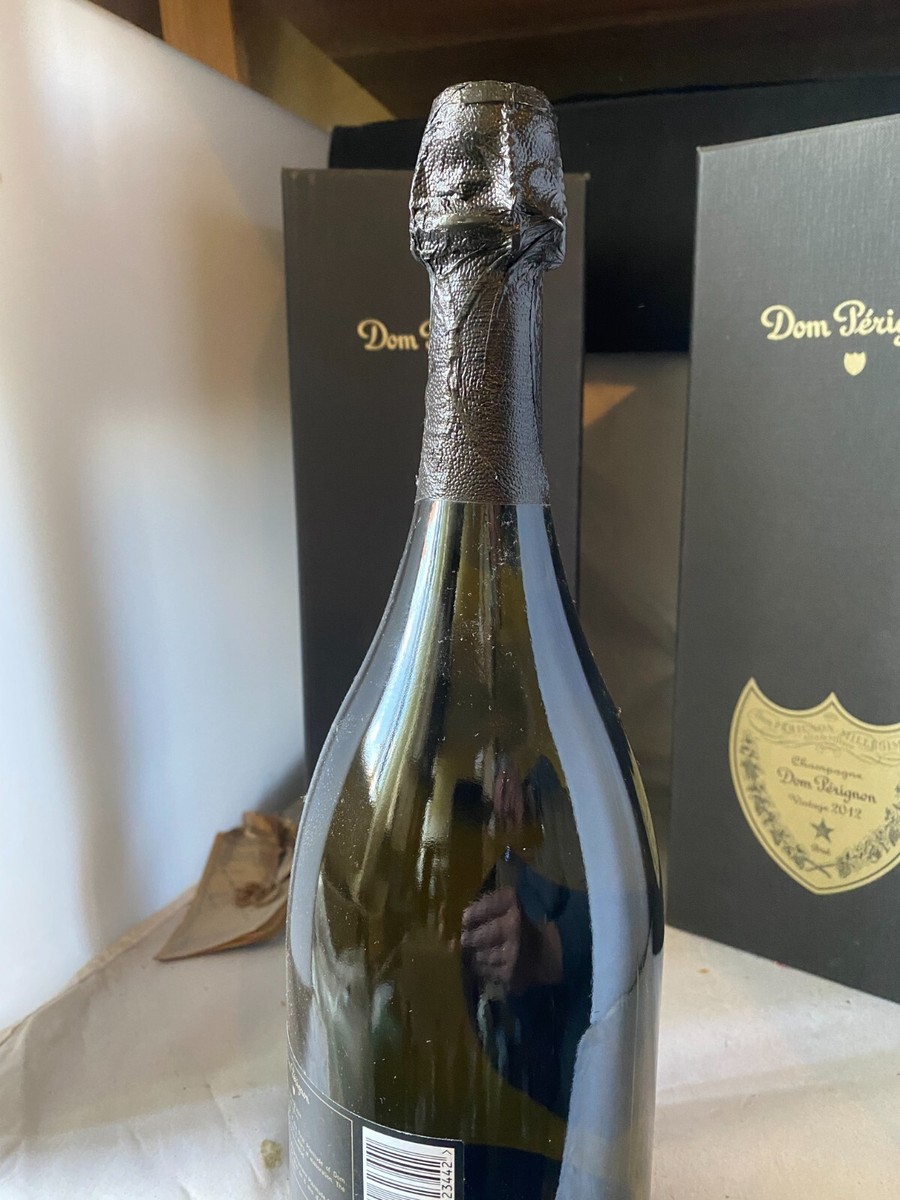 Dom Pérignon - Dom Perignon　2009 Dom Perignon 2009 with Gift Box - 750 ML