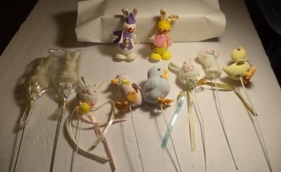 VTG LOT OF 10 MOSTLY EASTER PICKS BUNNIES CHICKS DUCK  2 ARE NEW SO CUTE RARE