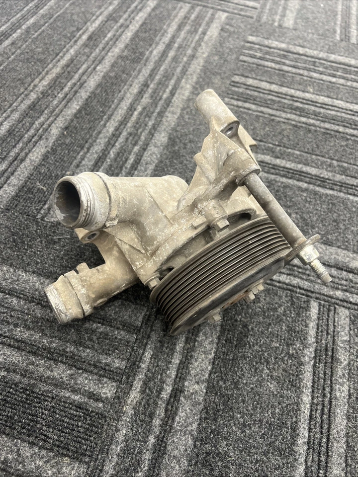 Carcasa bomba de agua refrigerante diésel 11-16 Ford F250 F350 6,7 6,7 L OE Bc3Q-8501-Fa Foto 2 de 4