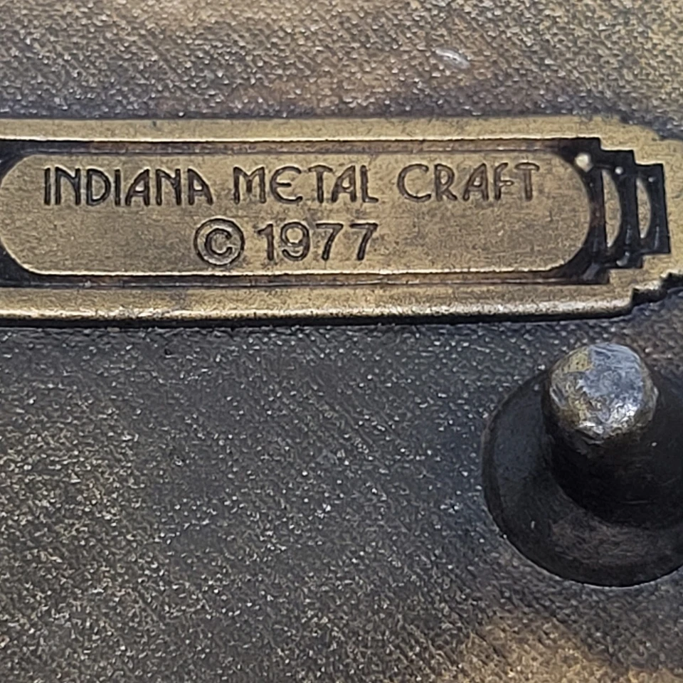 De colección 1977 Indiana Metal Artesanal Cinturón Hebilla Arco Iris Sol Paisaje Boho Hippie  Foto 3 de 3