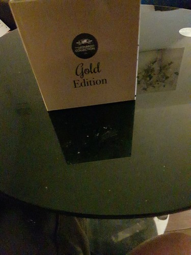 NEW WHITE AND GOLD I LOVE MY DOG CAT FINE CHINA COFFEE MUG TEA CUP IN GIFT BOX - Picture 4 of 7