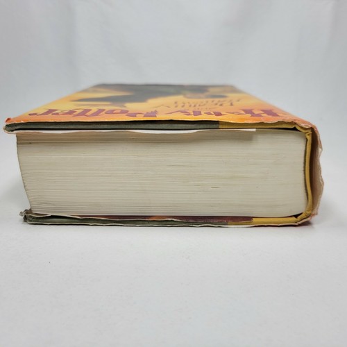 Harry Potter & the Deathly Hallows - 1st Edition, First Printing USA Hardcover - Picture 4 of 9