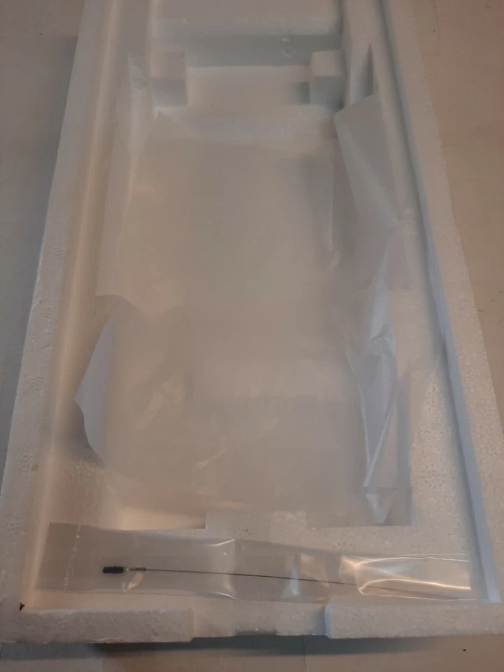 Minichamps Alfa Romeo Giulia Super 1600 CARABINIERI 1970 1/18 183120991 - Immagine 4 di 4