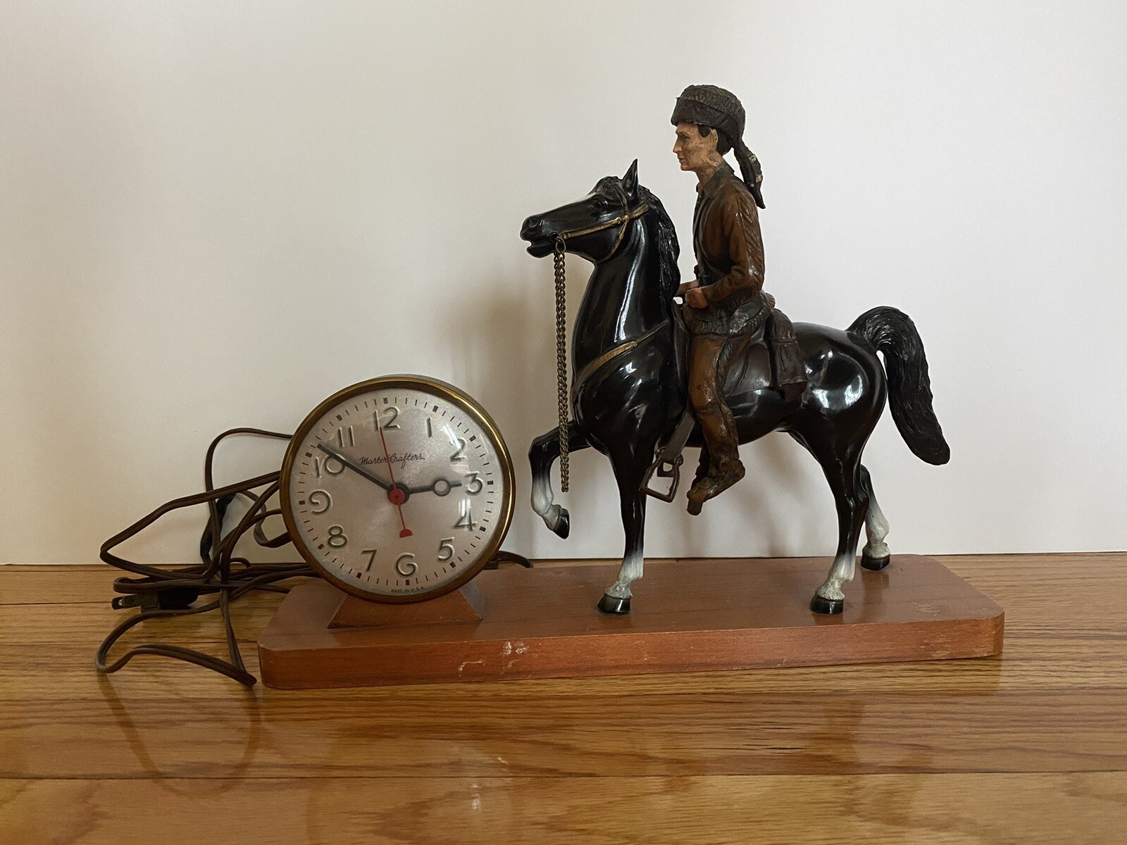 Breyer Horse Davy Crockett Mastercrafters Clock Vintage 1950's Fury