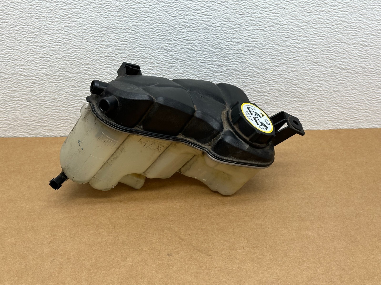 20102013 VOLVO XC60 ENGINE COOLANT RESERVOIR TANK OEM LOT640 eBay