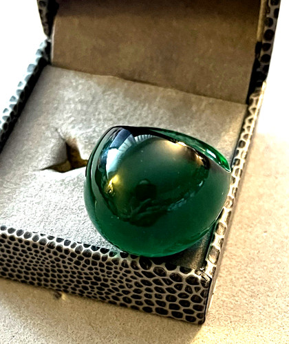 LALIQUE Forest Green Color Cabochon Crystal Ring US Size 7.5 (EU 55) New in Box