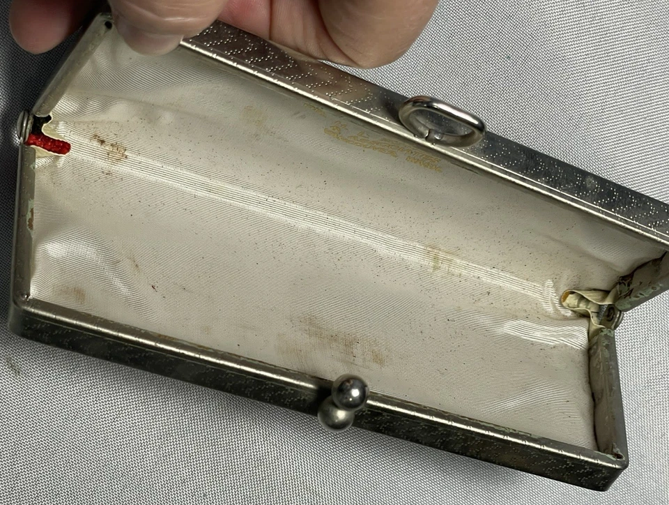 FUNDA RÍGIDA GAFAS MCM vintage años 50 Foto 3 de 4