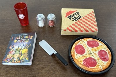Pizza Hut Book It Set American Girl Isabel Nicki Food Playset Y2K