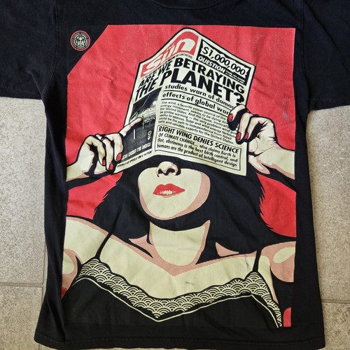 Obey Giant Girl Newspaper "Blind" Black T Shirt Size Small - Skate / Streetwear - Picture 2 of 5