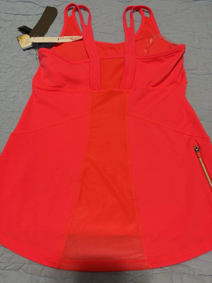 Camiseta sin mangas de yoga rosa con tiras con inserciones de malla nueva con etiquetas Foto 4 de 4