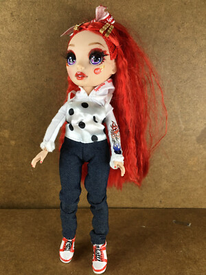 MGA Toys Rainbow High Ruby Anderson 2019. L.A. 86 Boots. Torn Pants