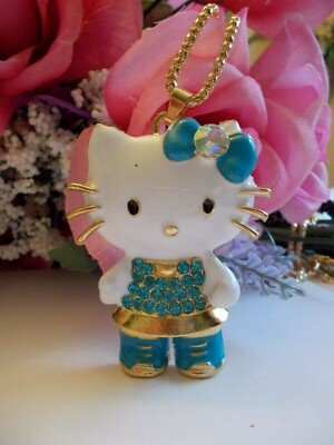BETSEY JOHNSON  CUTE BLUE HELLO KITTY WITH BOW PENDANT CHAIN NECKLACE