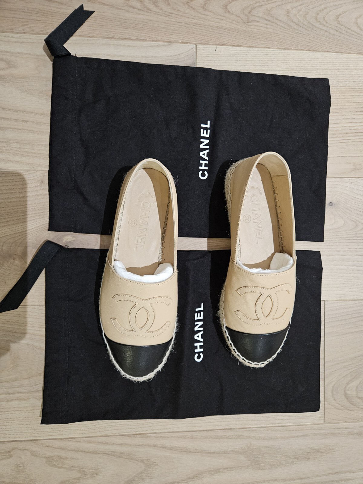 Chanel Espadrilles Beige & Black Lambskin Leather Size 35 image 4