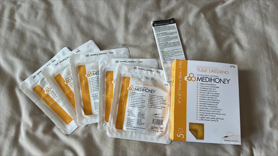 Medihoney Tulle Dressing 10cm x 10cm (#796) Exp 1/6/2026 Antibacterial Pack of 5