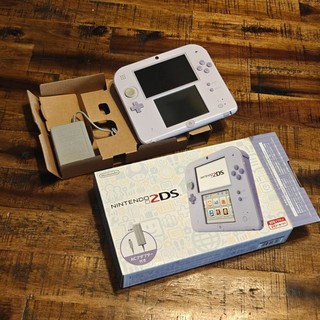 Nintendo 2DS Handheld System Lavender Purple Console Japan with Box and Charger