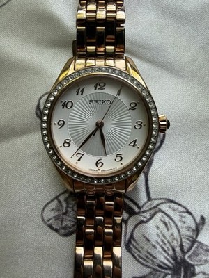 NWOT 2022 Seiko Essentials 6N01 29mm Quartz Watch