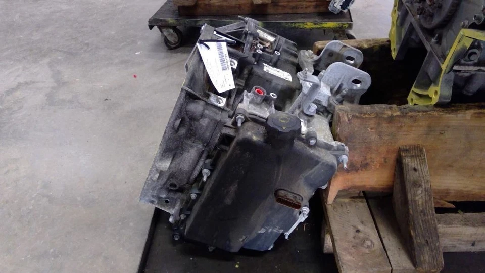 Automatic Transmission 6 Speed FWD Fits 13-18 MKT 629328 Foto 2 de 4