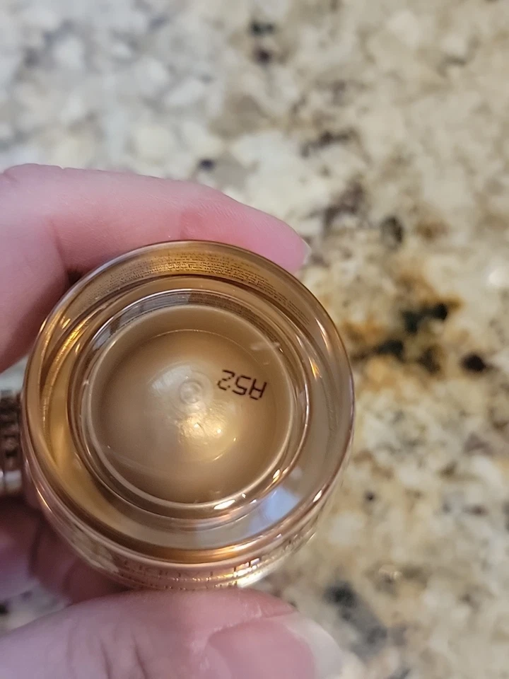 Bálsamo para ojos Estee Lauder revitalizante Supreme Youth Power 10 ml reafirmante antienvejecimiento Foto 4 de 4