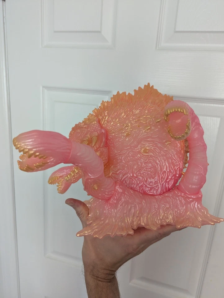 Mondo BIOLLANTE Cherry Blossom Vinyl Figure Rare SDCC Limited Edition Godzilla - Image 2 of 3