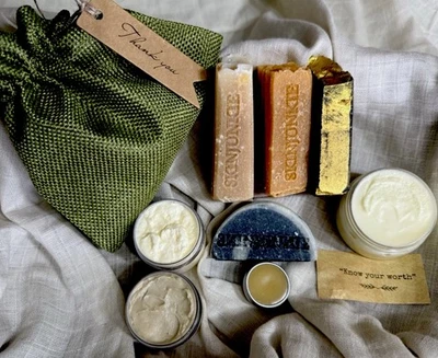 SKINJUNKIE 🌿 Organic Skincare Starter Box Gift Set Soap Shampoo Bar Balms & Body Butter 🌿