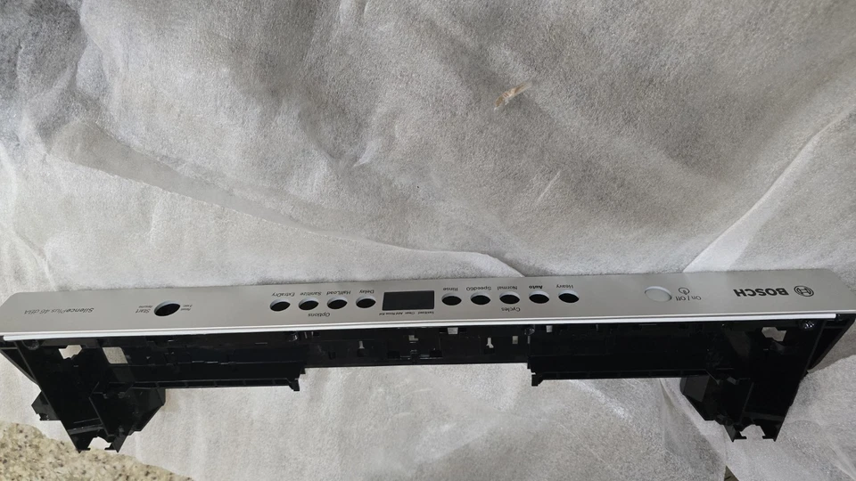 00772732 Bosch Dishwasher Console **NO ELECTRONICS** - Image 3 of 4