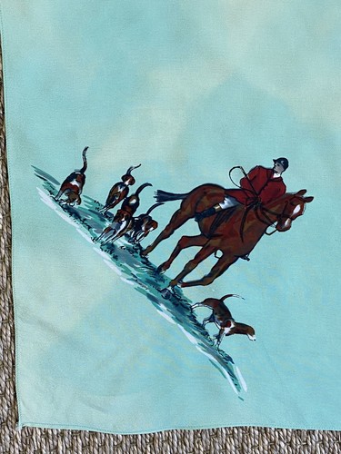 VINTAGE 1950s GAYWEAR green hunting themed scarf - Picture 4 of 8