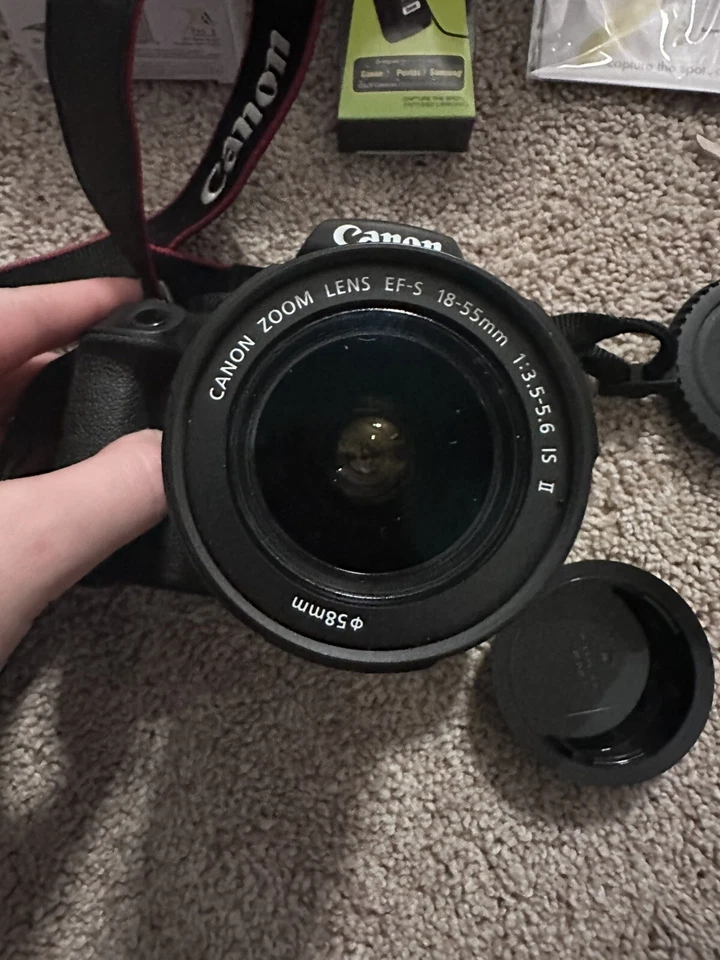 Cámara Canon Eos Rebel T6 DS126621 + Extras Foto 3 de 4