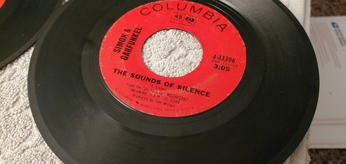 2 Simon & Garfunkel 45 RPM 7" Singles. I Am A Rock, The Sounds of Silence Vinyl - Picture 2 of 5