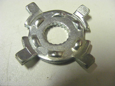 PIGNON ROCHET ENGRENAGE NOIX DE KICK PIAGGIO TYPHOON NRG | eBay