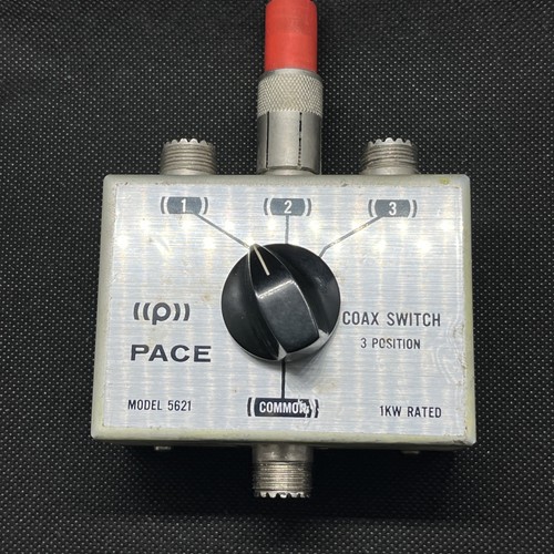 VINTAGE PACE MODEL 5621 3 POSITION ROTARY COAXIAL TRANSMISSION SWITCH SILVER